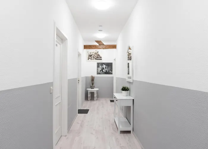 Schaebu! 6 Altmarkt Im Gruenen *